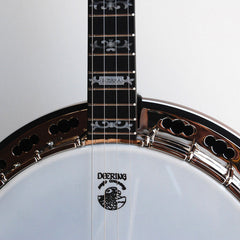Deering Sierra™ Plectrum banjo